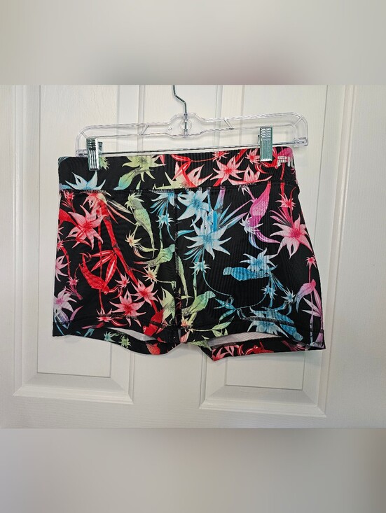 Fila Pants - Fila Tropical Print Black Active Bike Yoga Running Shorts Women's Size M